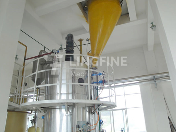 Soybean oil refining machine